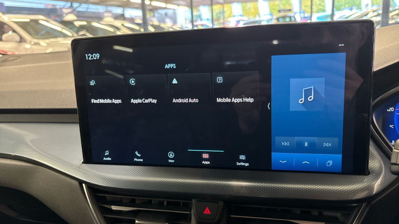 Ford Focus 1.0 EcoBoost Hybrid mHEV Active Vign 5dr Auto Petrol Hatchback